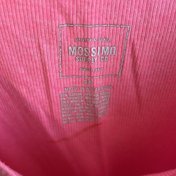 Mossimo Supply Co. Women’s Size Small Neon Bubblegum Pink Tank Top - Picture 8 of 8